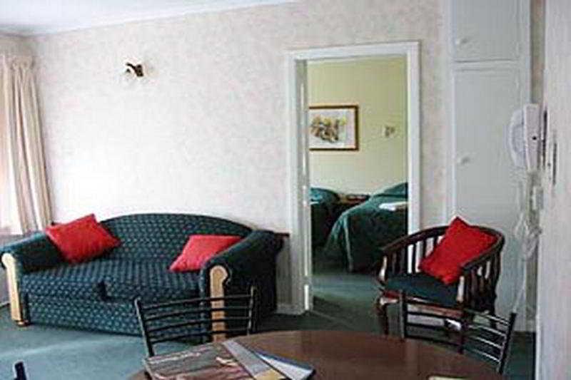 Hagley Park Motel Christchurch Bagian luar foto