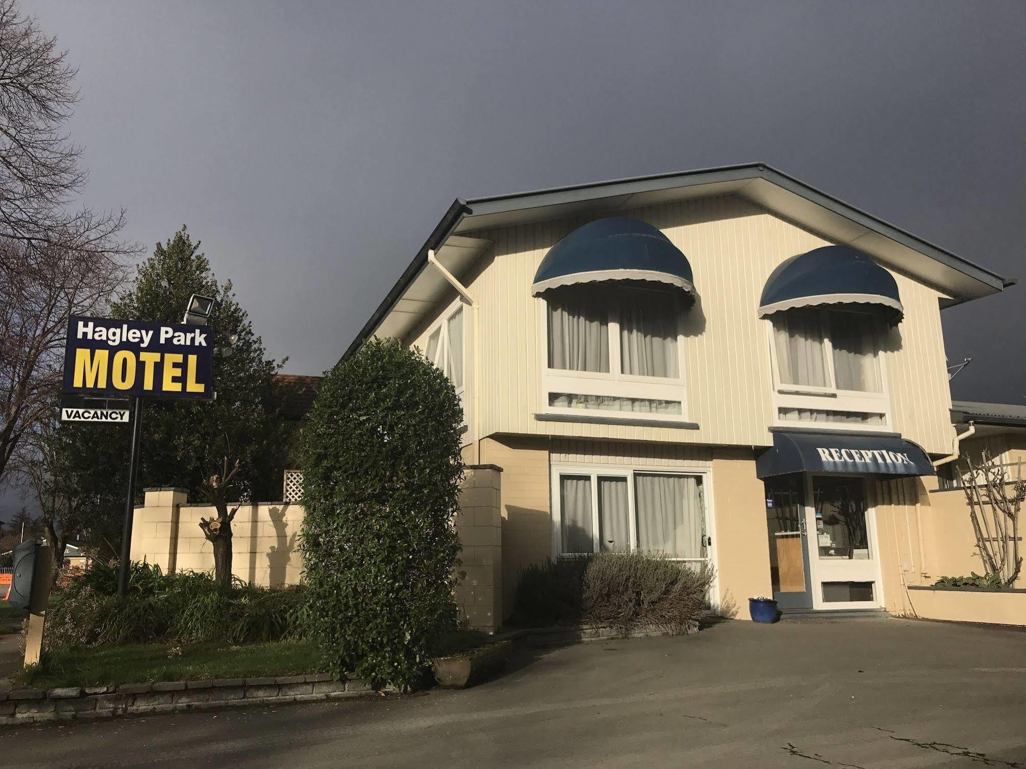 Hagley Park Motel Christchurch Bagian luar foto